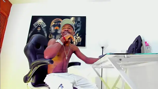 Snapshot of Thomas_shelbys chatting on 02/23/25, 04:02 Thomas shelbys online show from 02/23/25, 04:02