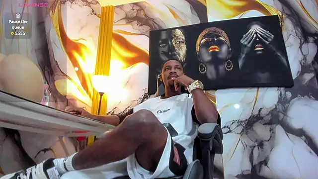 Snapshot of Thomas_shelbys chatting on 10/17/25, 03:20 Thomas shelbys online show from 10/17/25, 03:20