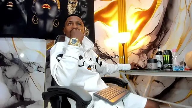 Thomas shelbys online show from 11/22/25, 03:49