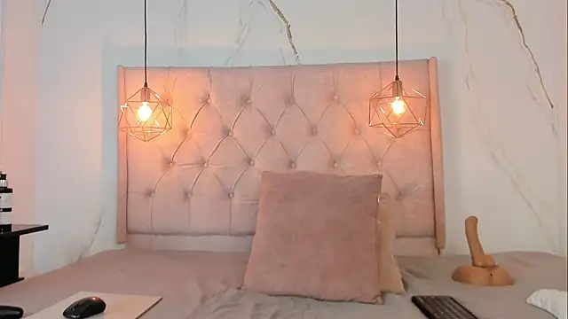 zamira 44 online show from 04/07/26, 02:17