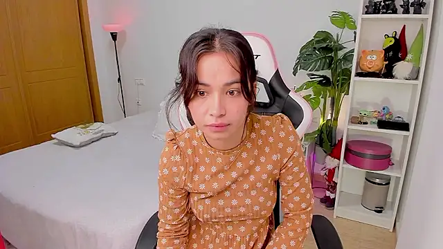Adriennesexxx online show from 12/03/24, 11:33