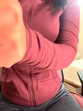 Adriennesexxx online show from 11/20/25, 05:12