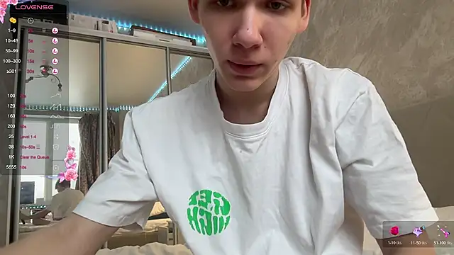 gay boyss online show from 02/03/25, 12:36