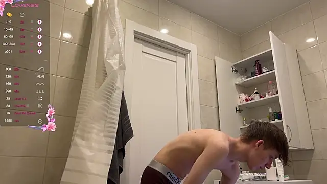 gay boyss online show from 02/14/25, 12:03