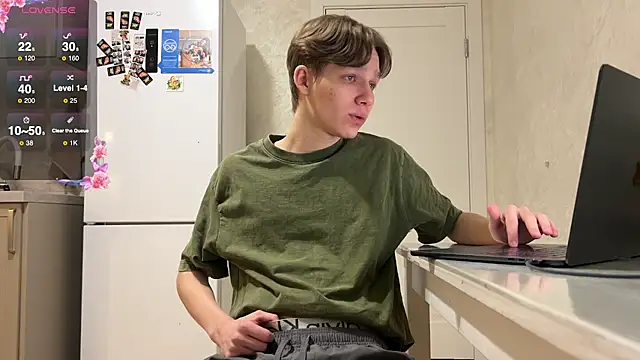 gay boyss online show from 03/02/25, 06:08
