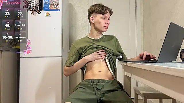 gay boyss online show from 03/10/25, 05:07