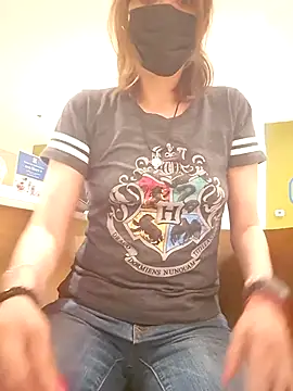 Lunababymylove online show from 03/01/26, 01:07