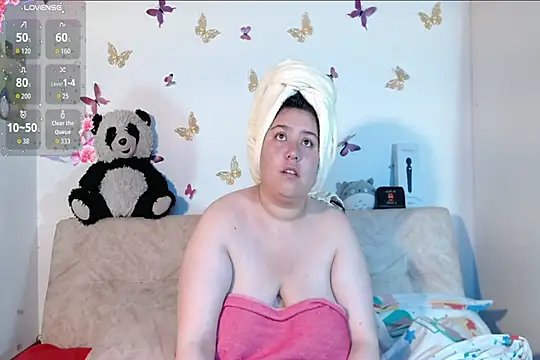 LennaTurnerr online show from 02/11/26, 12:43