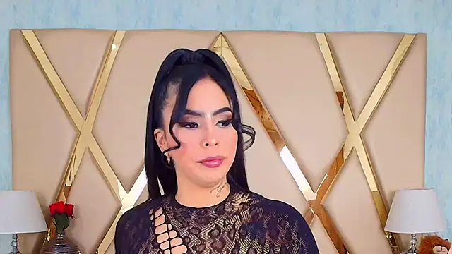 GiahDaniels online show from 02/12/25, 09:22