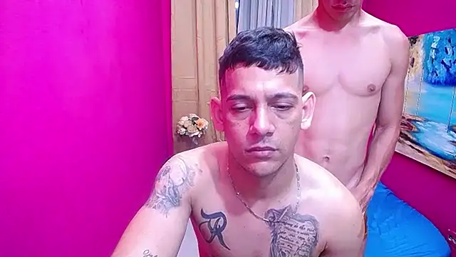 hugecocks hot online show from 02/16/26, 07:43