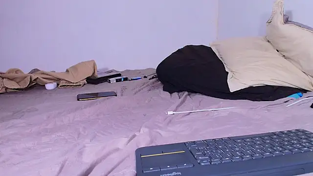 KaelMoreau online show from 02/15/26, 08:57