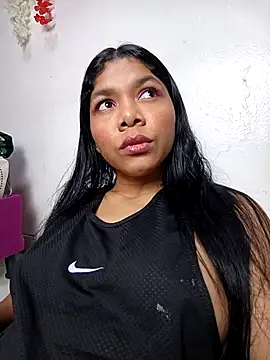 DIORA Latina online show from 09/28/25, 04:29