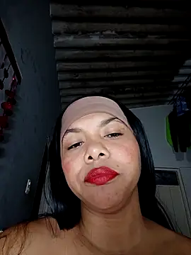 DIORA Latina online show from 03/12/26, 03:56