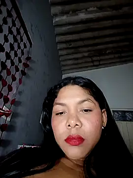 DIORA Latina online show from 03/18/26, 03:53