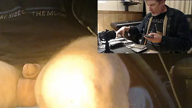Snapshot of BrisonChase chatting on 12/02/24, 04:42 BrisonChase online show from 12/02/24, 04:42