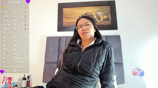 Vahiolet smith online show from 03/07/26, 03:03