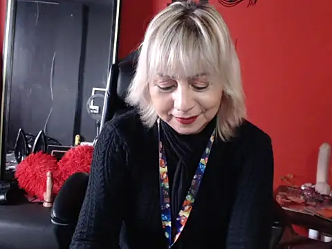 KLOE PIELL online show from 02/03/26, 09:53