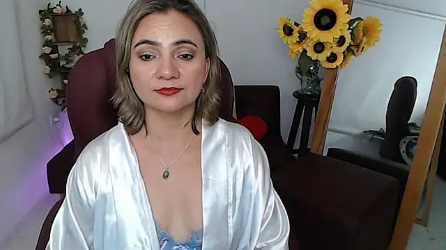 Snapshot of Ghada_milf chatting on 07/04/26, 11:11 Ghada milf online show from 07/04/26, 11:11