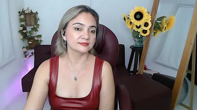 Snapshot of Ghada_milf chatting on 07/16/26, 11:00 Ghada milf online show from 07/16/26, 11:00