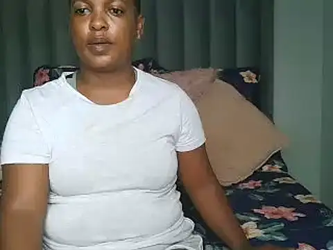 Amberbela online show from 01/08/25, 10:15