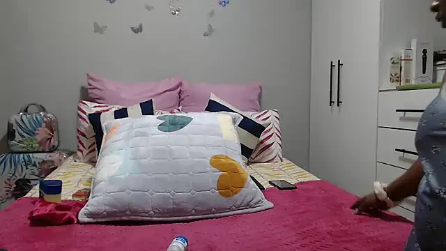 Snapshot of Amberbela chatting on 05/21/26, 06:37 Amberbela online show from 05/21/26, 06:37