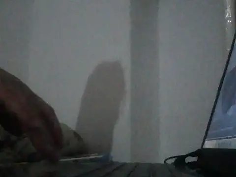 Snapshot of lickthehottie chatting on 06/24/26, 08:52 lickthehottie online show from 06/24/26, 08:52
