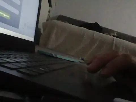 Snapshot of lickthehottie chatting on 06/27/26, 08:47 lickthehottie online show from 06/27/26, 08:47