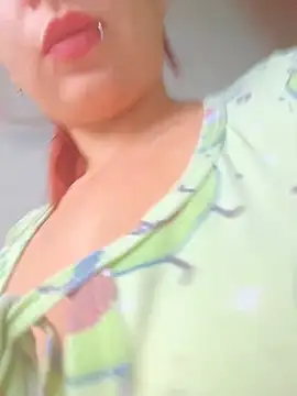 MiaLujan  online show from 02/10/25, 11:46