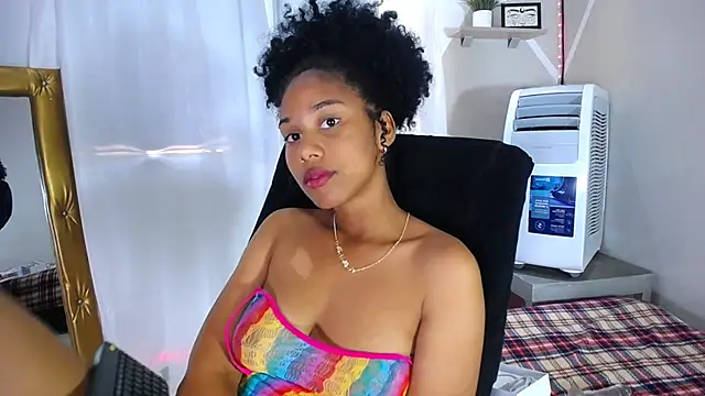 Hillary queen online show from 02/06/25, 03:52