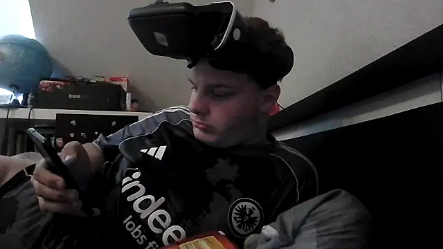 Nicolasjlhkjzl online show from 04/30/26, 01:50