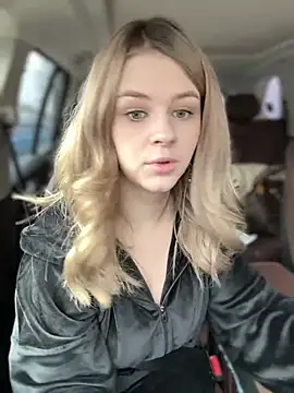 Love Bri online show from 02/23/25, 07:44