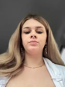 Love Bri online show from 03/12/25, 09:55