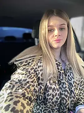 Love Bri online show from 03/22/25, 05:17