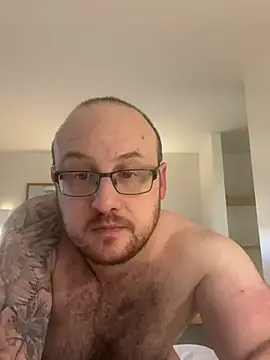 Snapshot of 666closetbiboy chatting on 01/09/25, 12:52 666closetbiboy online show from 01/09/25, 12:52