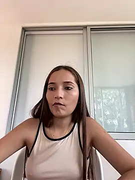 Snapshot of Penelope-Hot chatting on 12/21/24, 03:09 Penelope-Hot online show from 12/21/24, 03:09