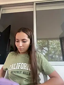 Snapshot of Penelope-Hot chatting on 12/30/24, 10:23 Penelope-Hot online show from 12/30/24, 10:23