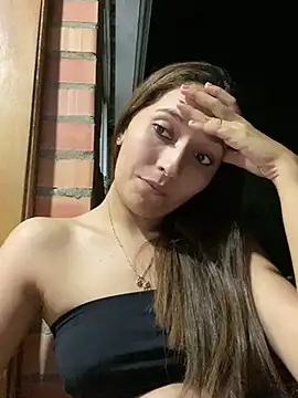 Snapshot of Penelope-Hot chatting on 01/17/25, 12:20 Penelope-Hot online show from 01/17/25, 12:20