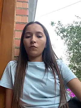Snapshot of Penelope-Hot chatting on 01/18/25, 10:49 Penelope-Hot online show from 01/18/25, 10:49