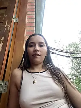 Snapshot of Penelope-Hot chatting on 02/04/25, 10:34 Penelope-Hot online show from 02/04/25, 10:34