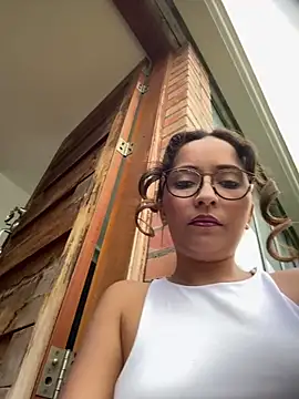 Penelope-Hot online show from 04/22/26, 09:05