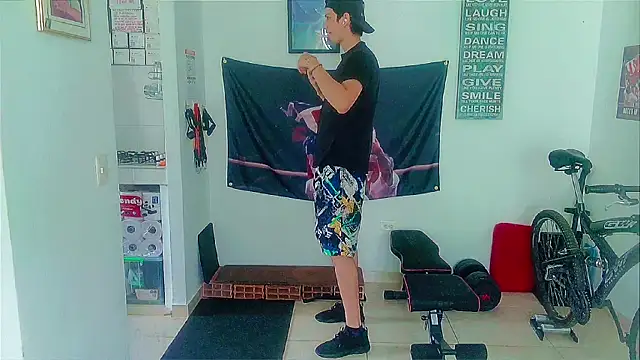 Snapshot of Andy_gray chatting on 12/17/25, 04:46 Andy gray online show from 12/17/25, 04:46