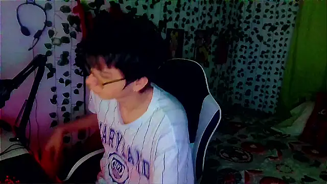 Snapshot of Andy_gray chatting on 01/07/26, 11:34 Andy gray online show from 01/07/26, 11:34