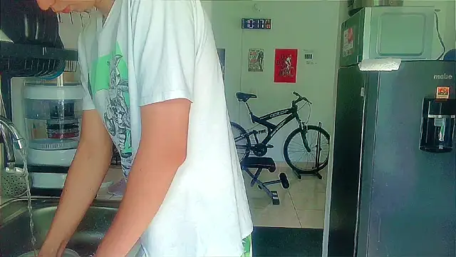 Snapshot of Andy_gray chatting on 01/09/26, 03:15 Andy gray online show from 01/09/26, 03:15