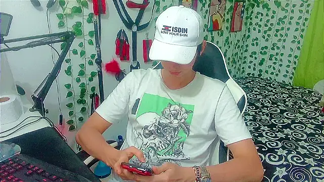 Snapshot of Andy_gray chatting on 02/26/26, 11:59 Andy gray online show from 02/26/26, 11:59