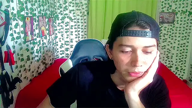 Snapshot of Andy_gray chatting on 06/02/26, 05:04 Andy gray online show from 06/02/26, 05:04