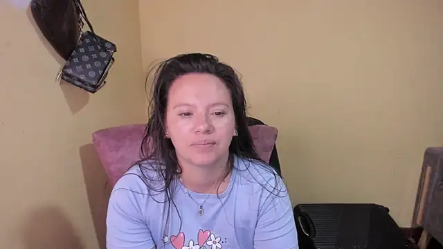 lauraguzman online show from 05/30/26, 06:32