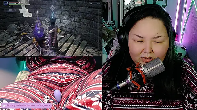 Snapshot of EmGreens chatting on 11/07/25, 04:34 EmGreens online show from 11/07/25, 04:34