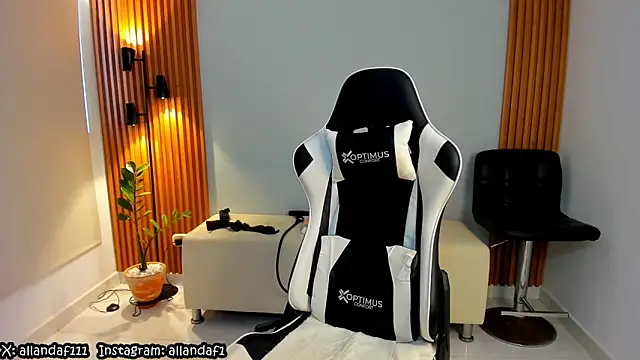 dafboy1 online show from 02/23/25, 04:57