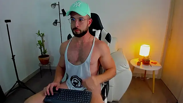 dafboy1 online show from 01/17/26, 02:27