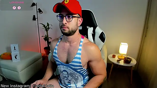Snapshot of dafboy1 chatting on 05/04/26, 01:18 dafboy1 online show from 05/04/26, 01:18